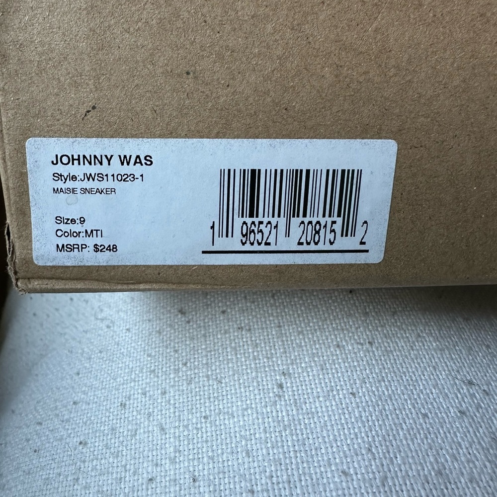 Johnny Was Floral and Tiger Embroidered Sneakers size 9 - Picture 5 of 6